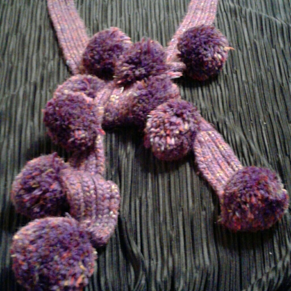 🤑SCARF (pompoms)